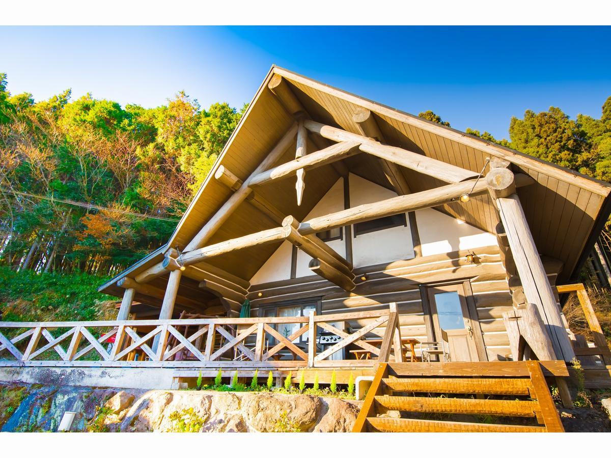 Yufuin Log House No Yado Tom Sawyer Hotel Екстериор снимка