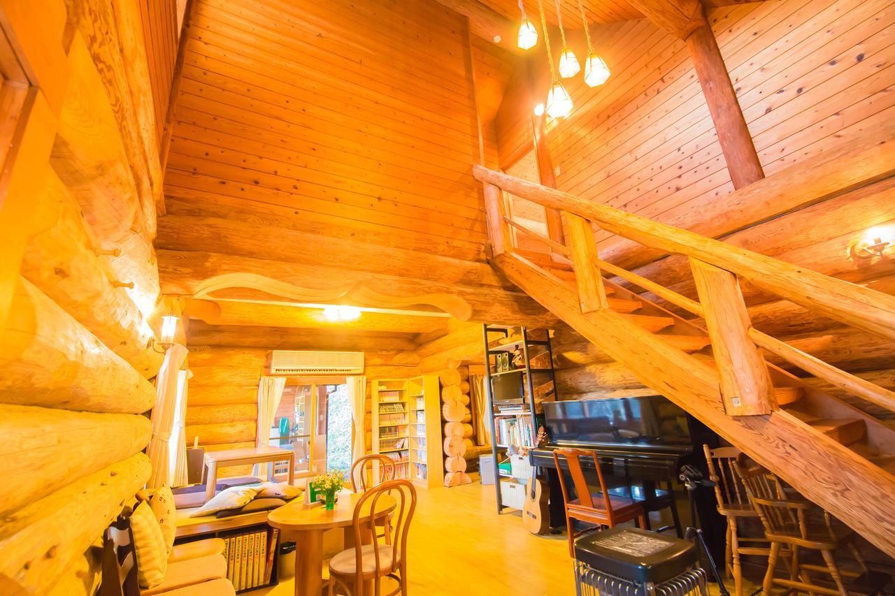 Yufuin Log House No Yado Tom Sawyer Hotel Екстериор снимка